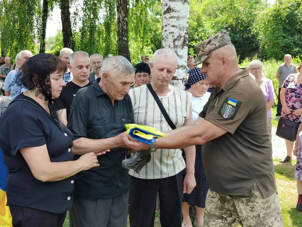 Прощання із Віталієм МАКУХОЮ у Менській громаді