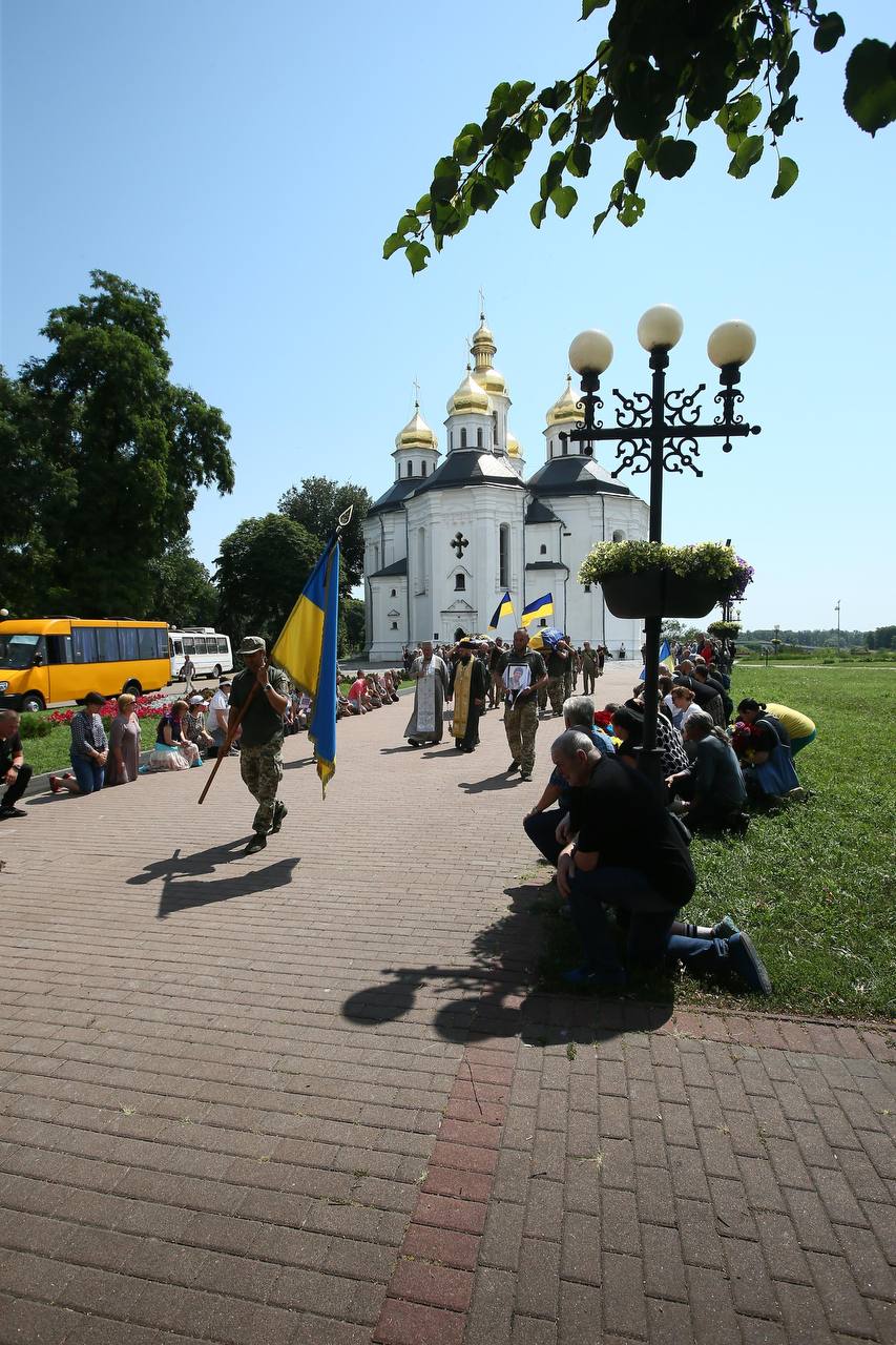 Прощанні із Юрієм МОЗГОВИМ та Юрієм ДМИТРЕНКОМ у Чернігові