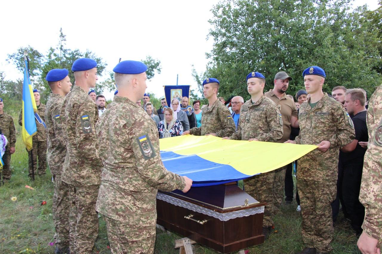 Прощання із Дмитром СЕРДЮКОМ у Сновській громаді