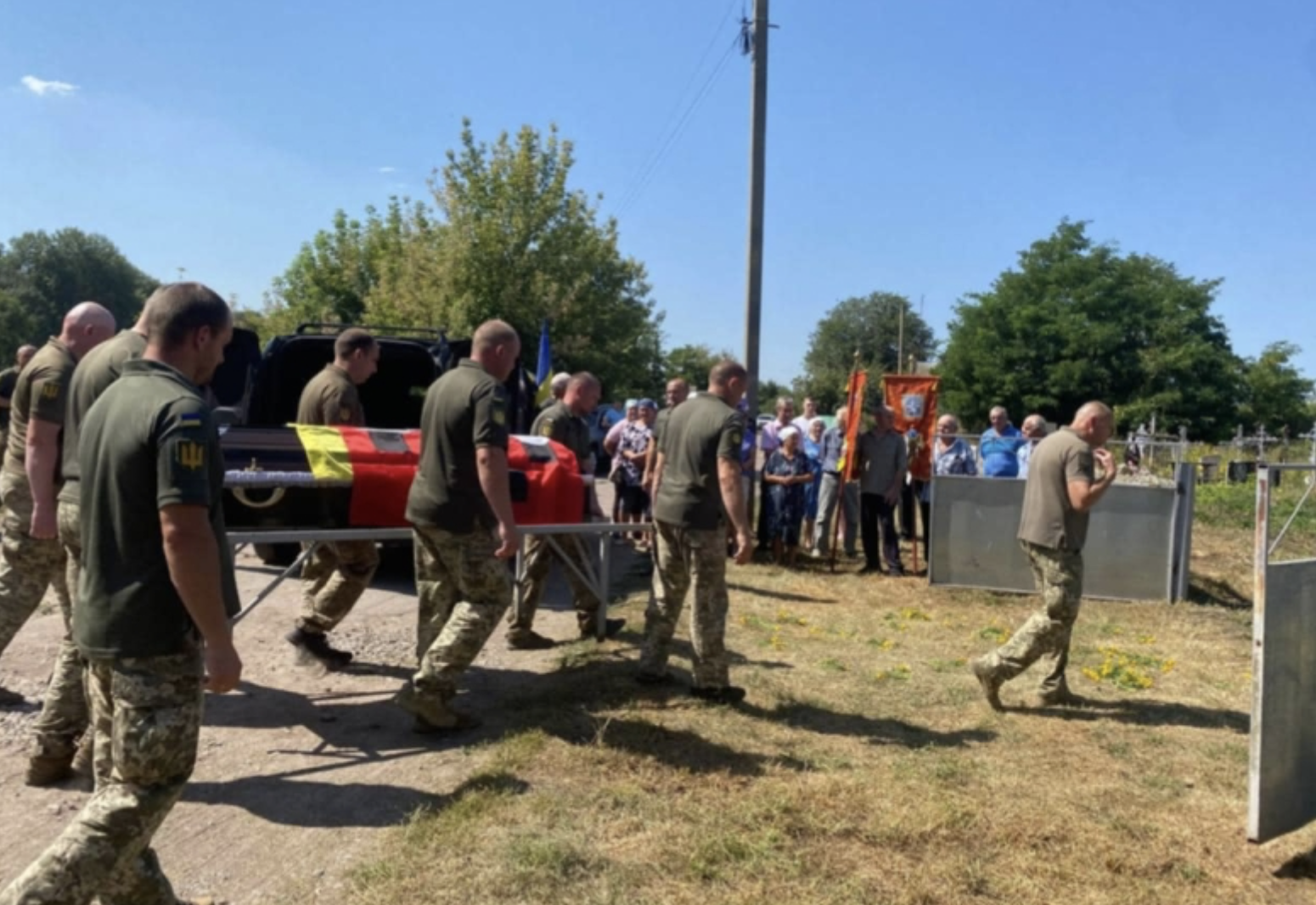 Прощання з Олександром Буряком у Лосинівській громаді