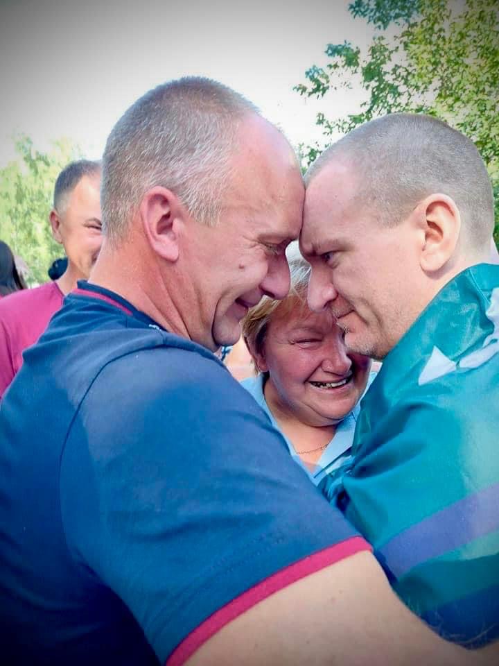 З полону звільнили бійця: він дізнався, що в нього народився син