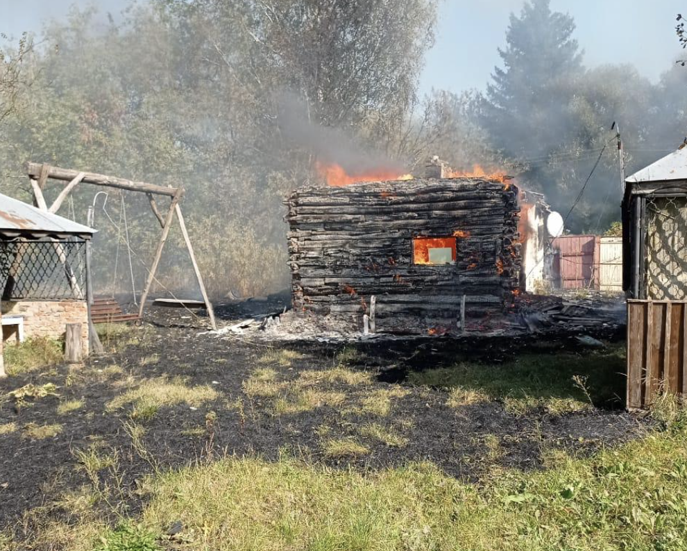 ПІсля обстрілів села у Новгород-Сіверській громаді. 25 вересня 2024 року