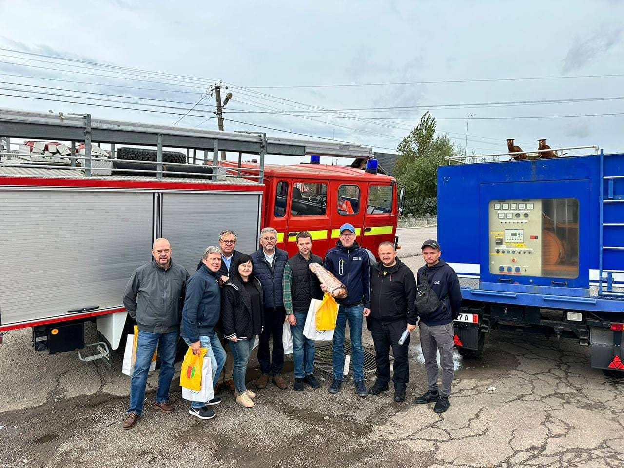 Німці передали пожежні автомобілі громадам Чернігівського району 