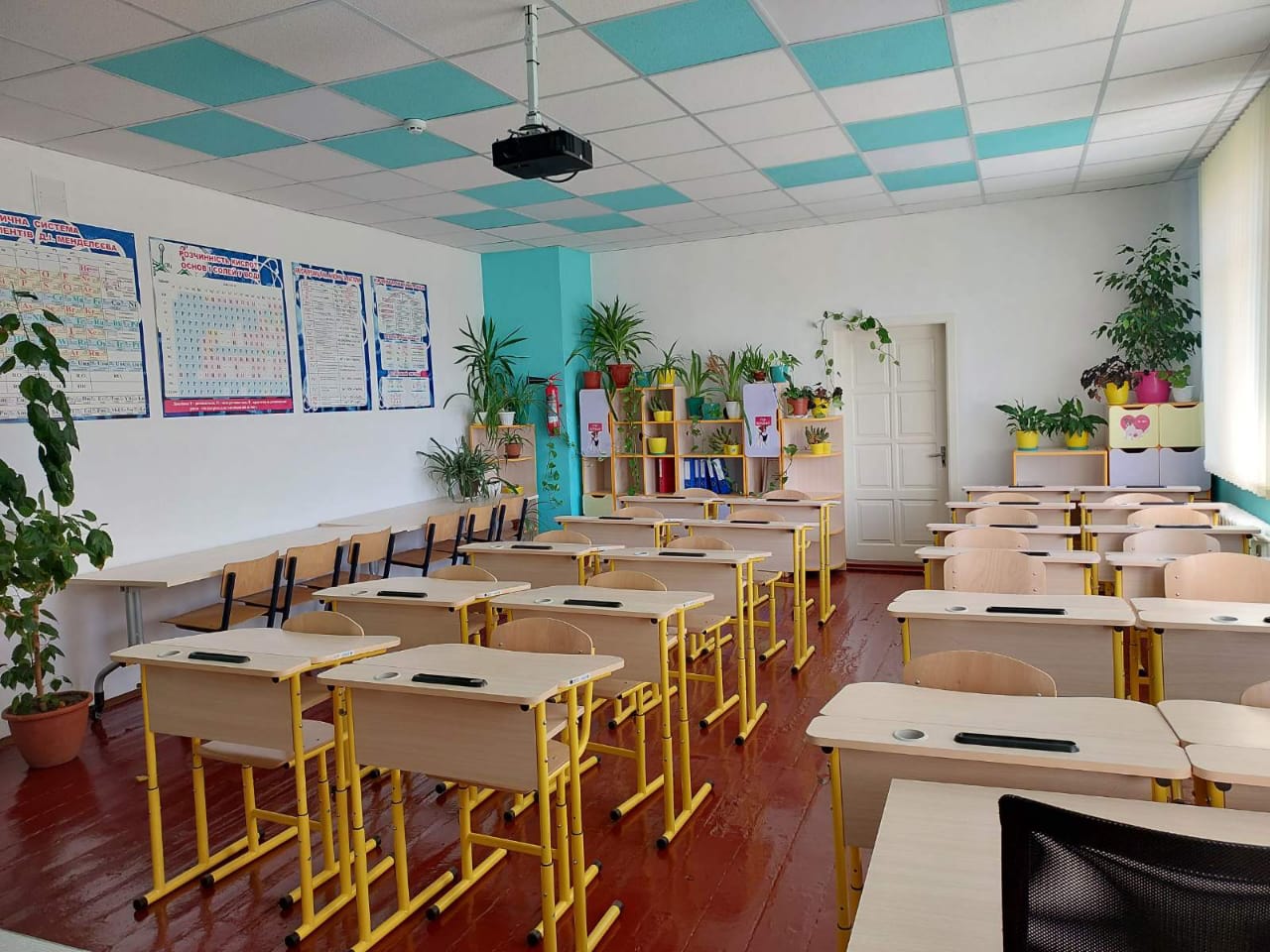 Іванівський ліцей: не онлайн, а офлайн