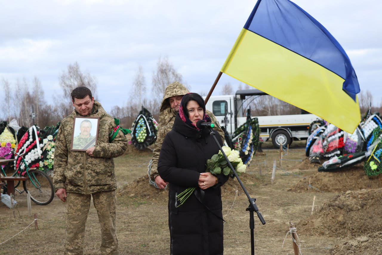 Ліквідував аварію на Чорнобильській АЕС, пройшов Курахово і Вугледар: у громаді попрощалися із захисником 