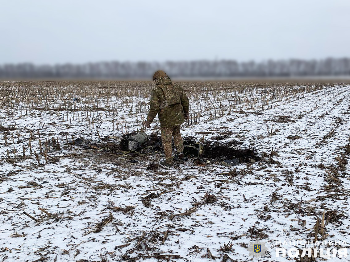 Збитий дрон на Чернігівщині: вибухотехніки провели контрольований підрив