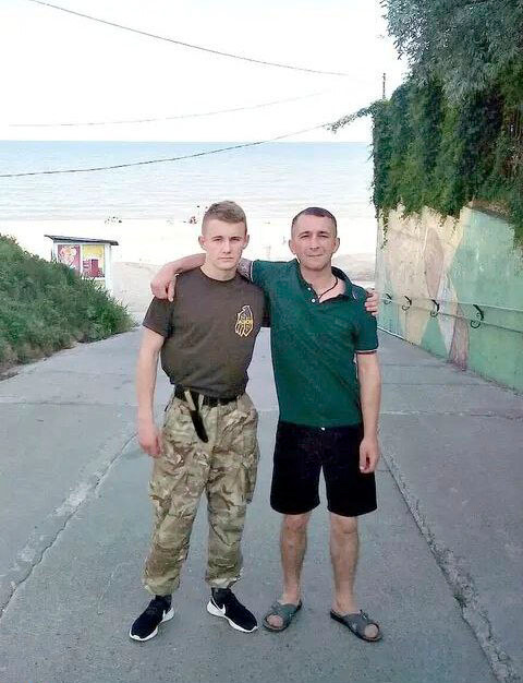Син Андрій Ірха з батьком. Фото  зроблене перед війною