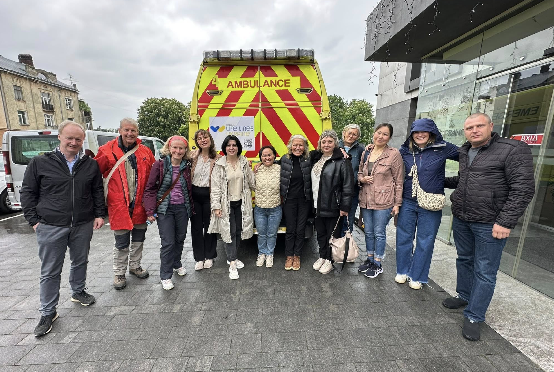 Під час передачі авто у Львові. Травень 2025 року