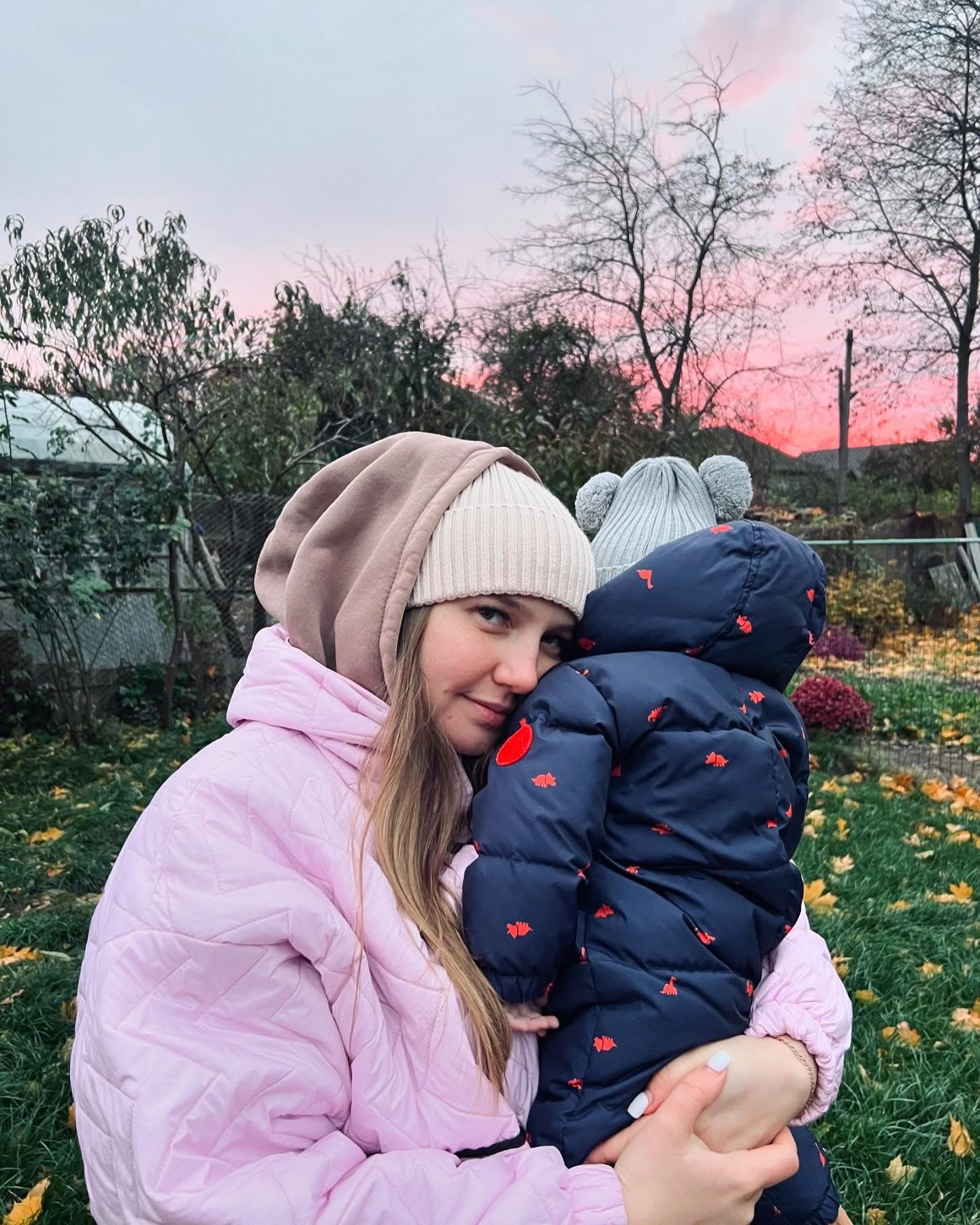 «Ви мали право жити…»: у Прилуках в ніч на 5 червня армія рф вбила цілу родину - маму, доньку та онука