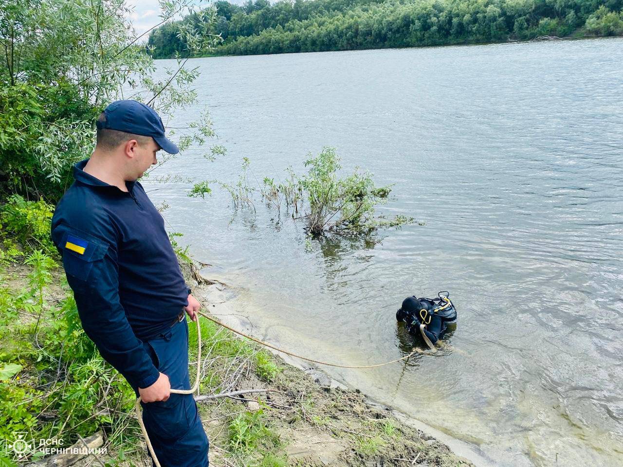 З Десни підняли автомобіль із тілом зниклого чоловіка