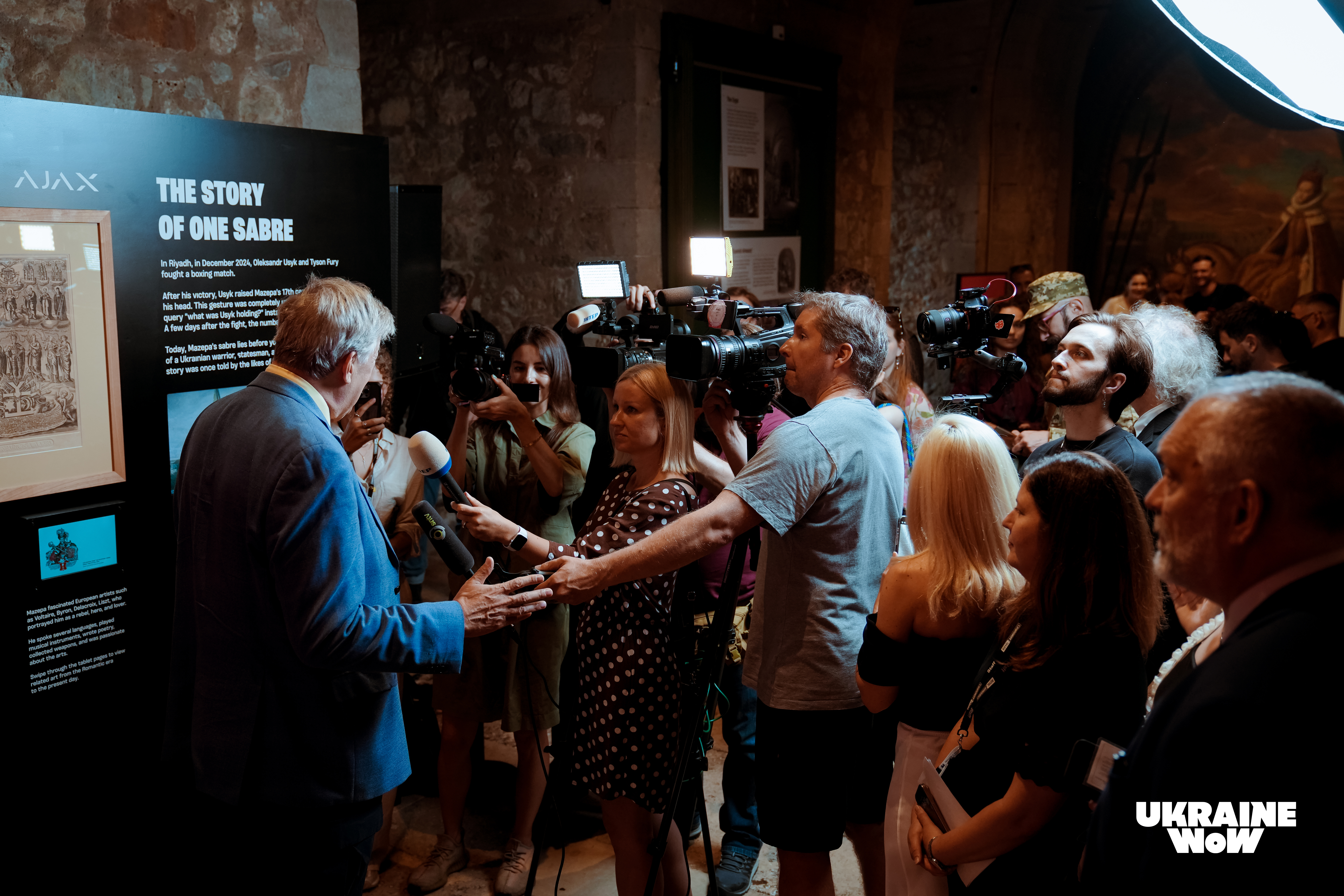 Легендарна шабля Мазепи експонується в Лондоні