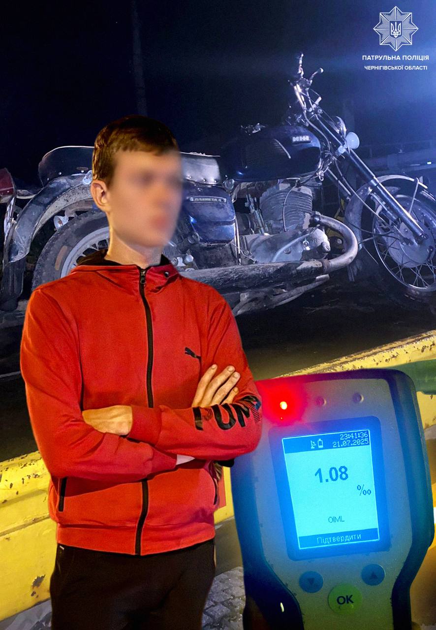 П’яний підліток на мотоциклі їздив нічним Черніговом — зупинили патрульні