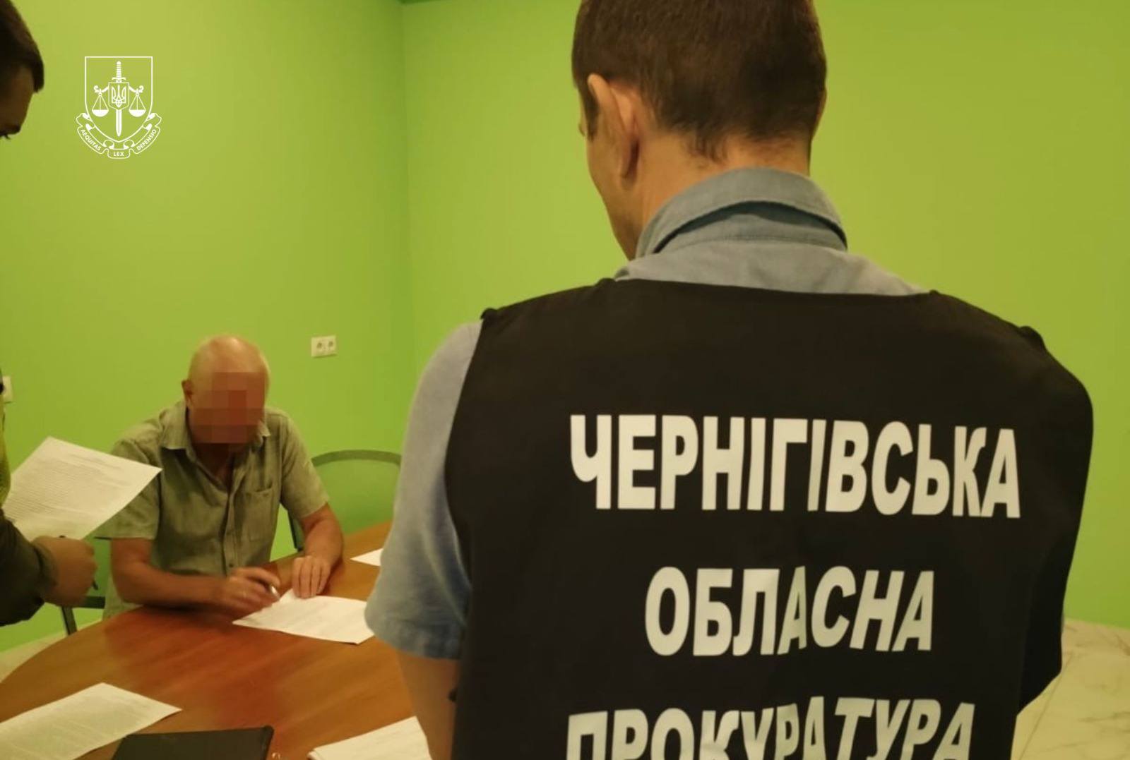 Діючі та колишні чиновники, працівники органів місцевого самоврядування та очільники фірм: на Чернігівщині в один день оголосили про 25 підозр