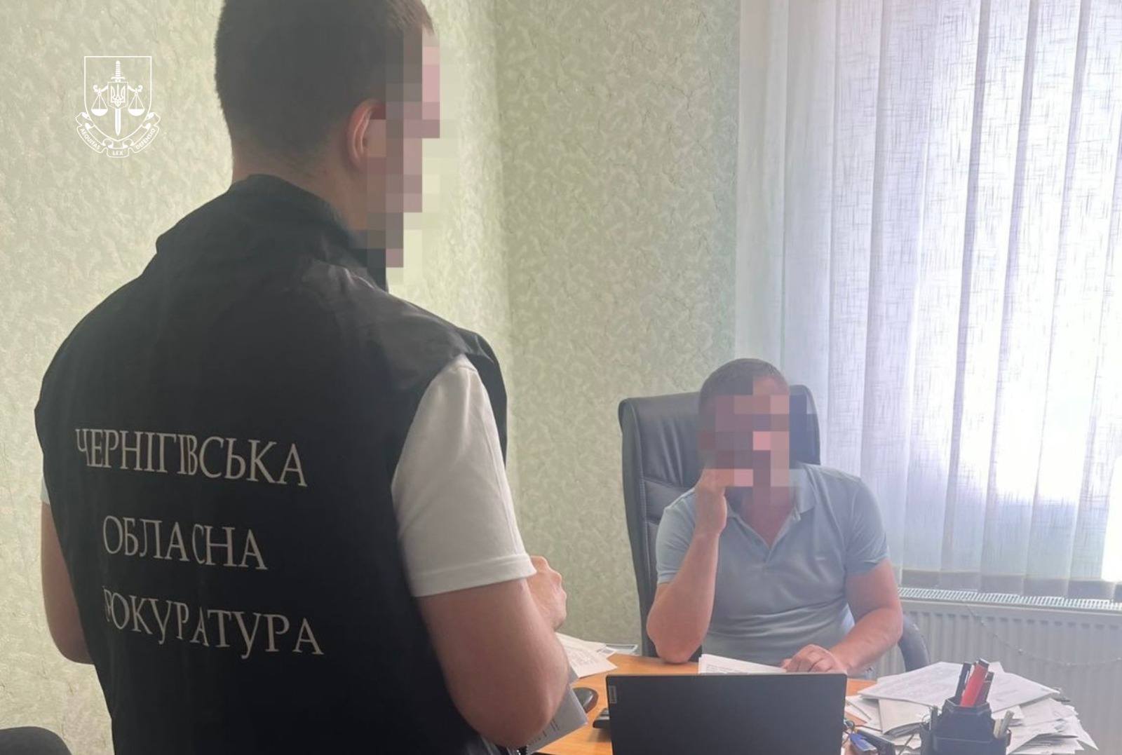 Діючі та колишні чиновники, працівники органів місцевого самоврядування та очільники фірм: на Чернігівщині в один день оголосили про 25 підозр