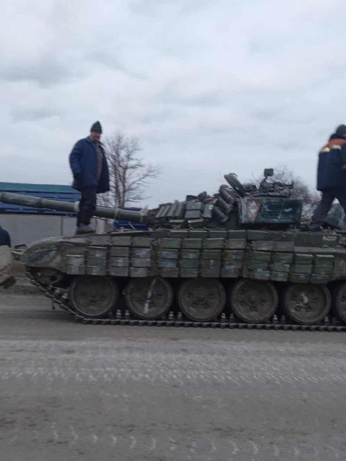 Загалом Струк разом зі своїм сватом, передав ніжинським військовим знайдені російські «Тайфун», танк, бензовоз, санітарну машину, БАТ для риття окопів і три «КамАЗи» снарядів