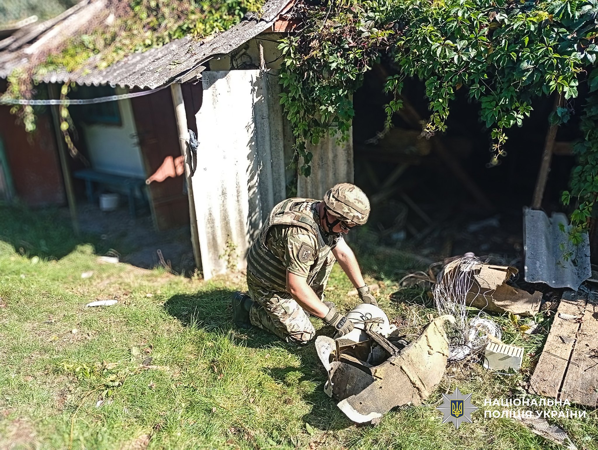 Вибухотехніки Чернігівщини знешкодили залишки ворожих ударних дронів