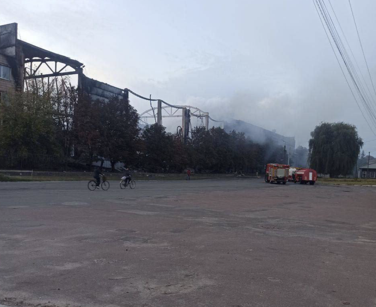 Зранку 1 жовтня на місці пожежі. Корюківка
