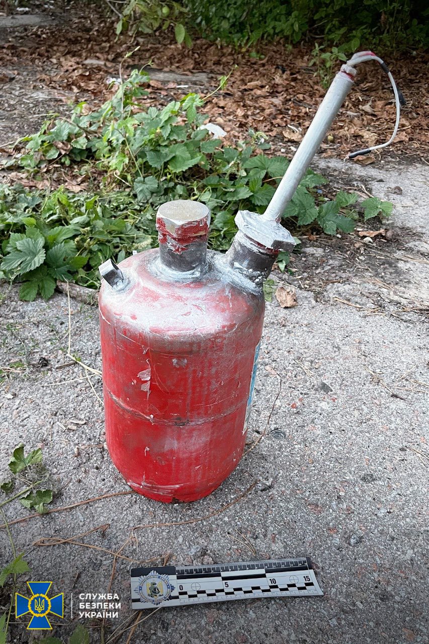 СБУ зупинила виробництво саморобних бомб на Чернігівщині