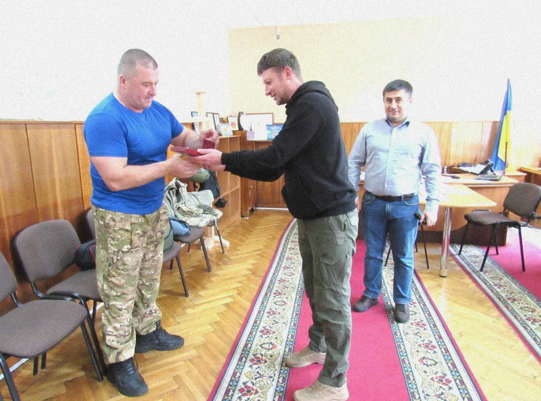 Здав кров понад 150 разів - донор із Чернігівщини отримав звання від Зеленського