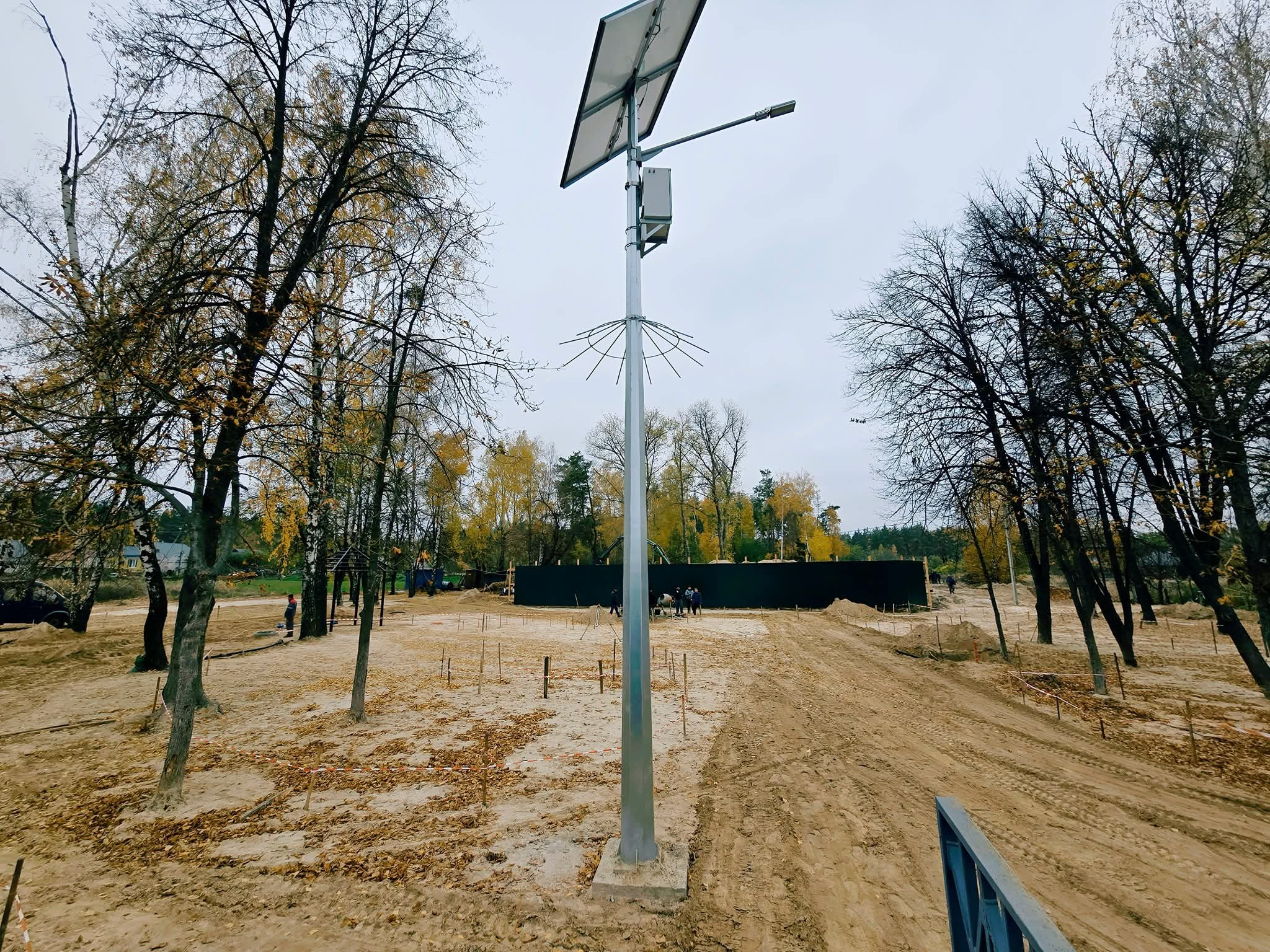 Замість зруйнованого сільського клубу - Центр розвитку громади: у мережі показали, як подовжує відбудовуватися Ягідне