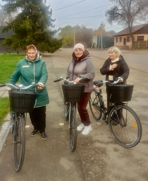 Соцпрацівникам у громаді купили жіночі прогулянкові велосипеди