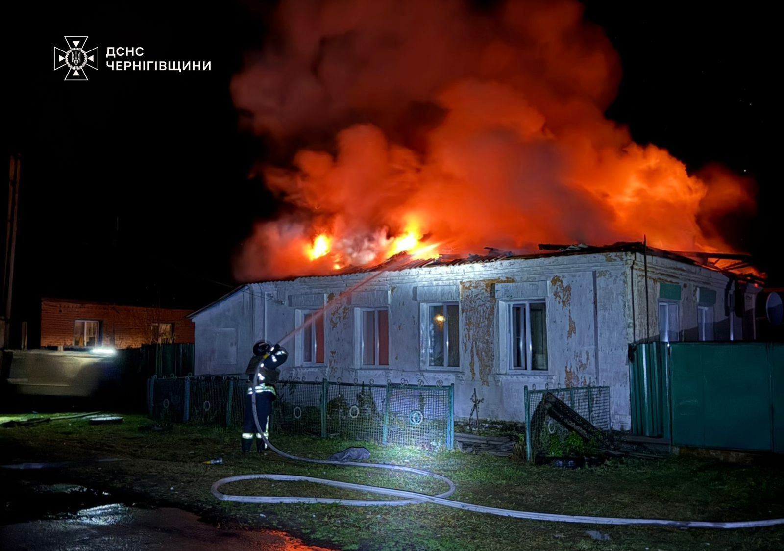 Після обстрілів. Семенівська громада, 18 листопада 2025 року. Фото ДСНС