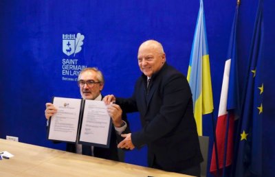 Зобовʼязання підтримувати Україну: у Ніжина зʼявився 12-й побратим - з Франції