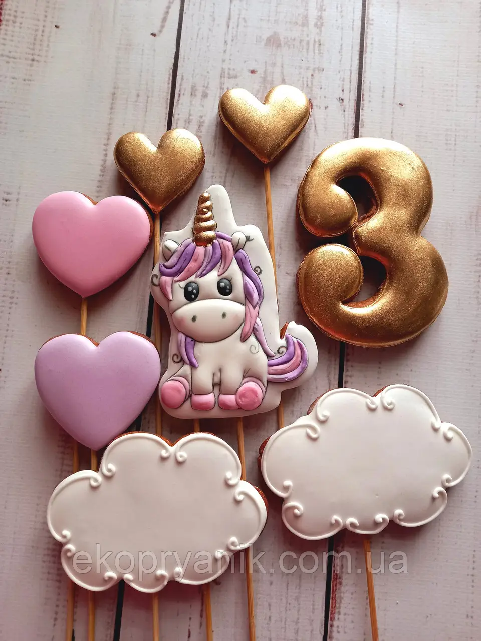 Мед, імбир і сучасні технології: як подружжя чернігівців готує екопряники