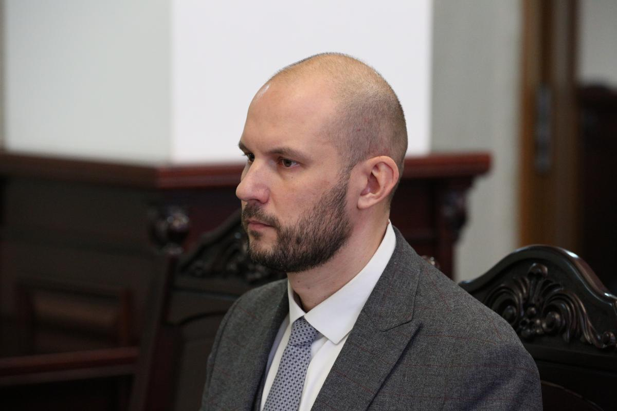 Максим Олійник