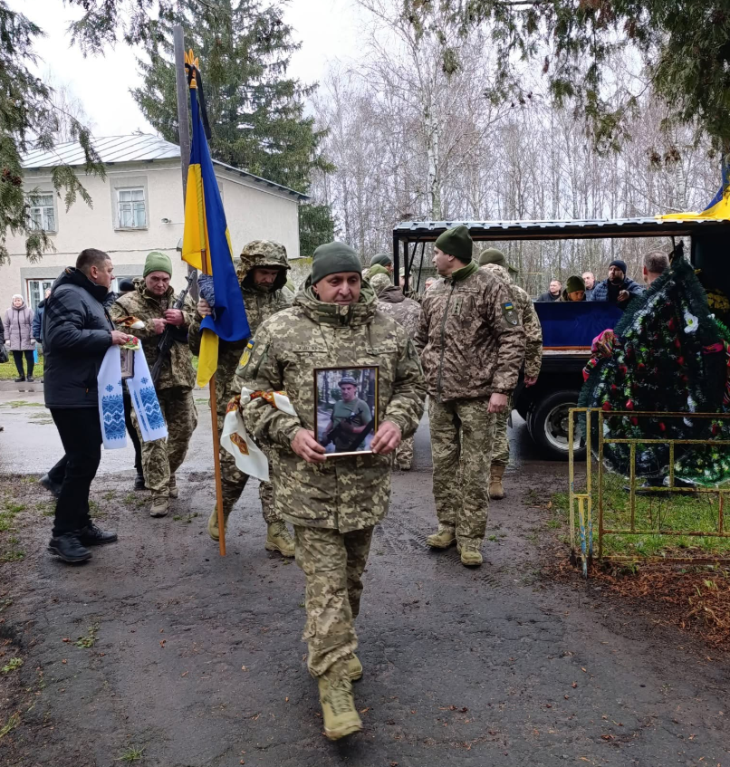 Повоював півтора місяці під Покровськом - понад рік вважався безвісти зниклим - громада втратила десантника