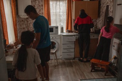 Жінка з Чернігівщини переїхала з прикордоння з трьома дітьми та племінником: як облаштувалися в новій громаді 