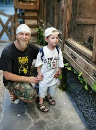 Іван Величенко з сином 