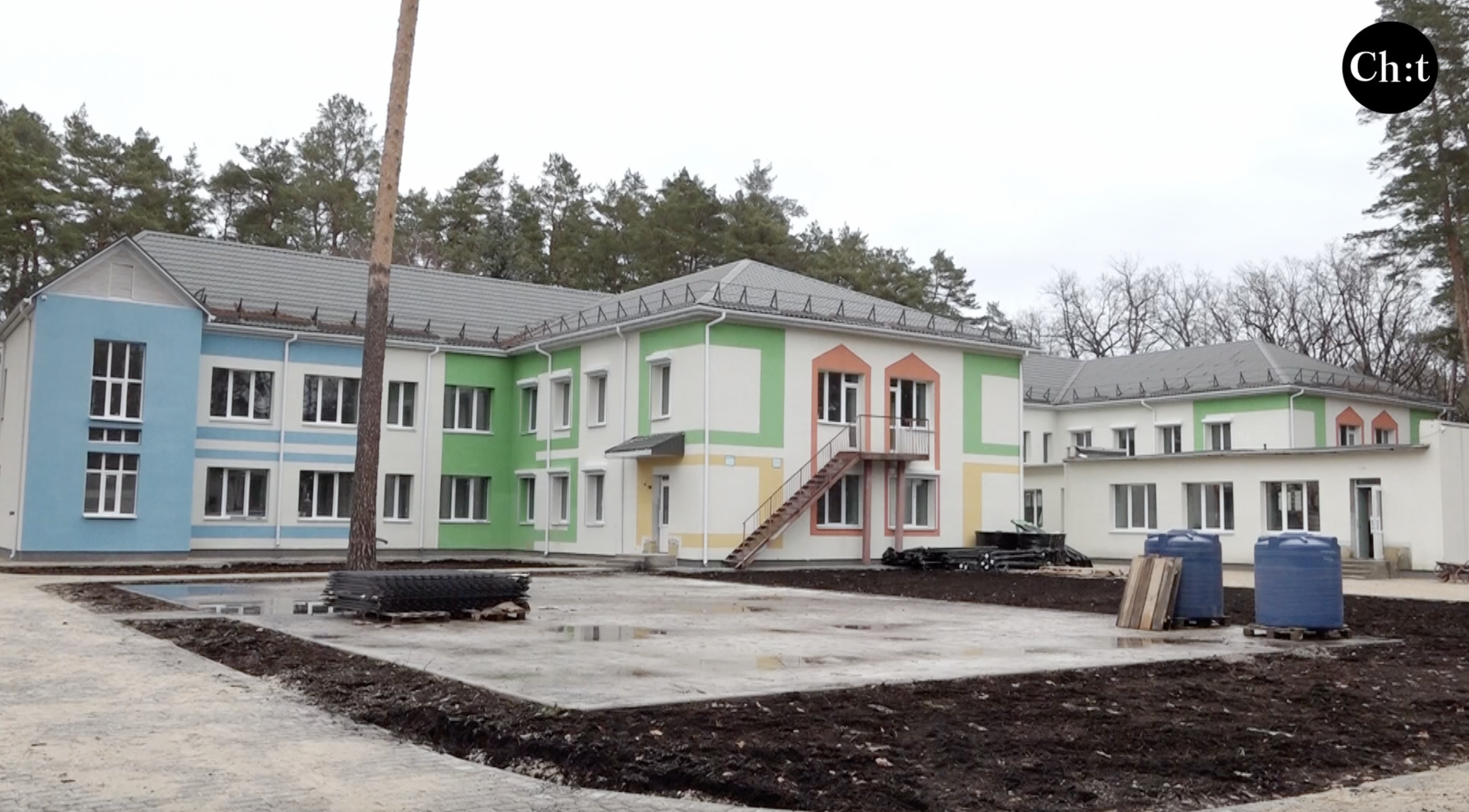 Два підрядника та суди: триває ремонт дитячого садка «Лісова казка» у селищі на Чернігівщині