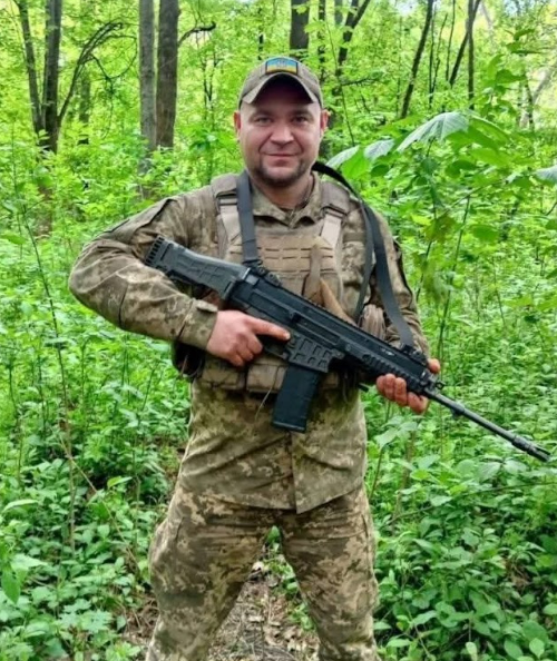 «Ти так любив життя»: Ніжин втратив захисника на Святвечір