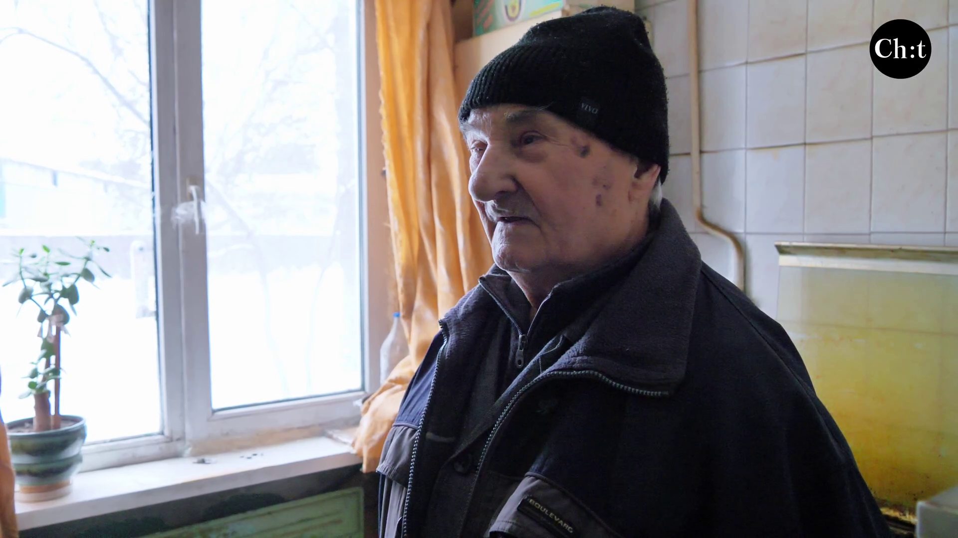 Як живуть і на що сподіваються мешканці багатоповерхівки, в яку влучив "шахед"