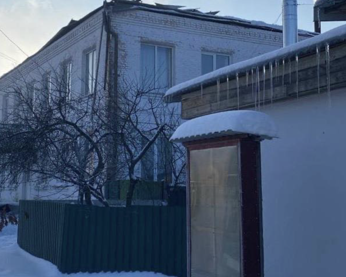 Росіяни обстріляли прикордонне місто на Чернігівщині: поцілили у музичну школу