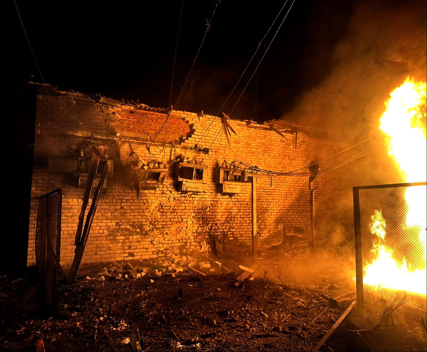 Десятки тисяч споживачів без світла: яка ситуація в північних громадах Чернігівщини