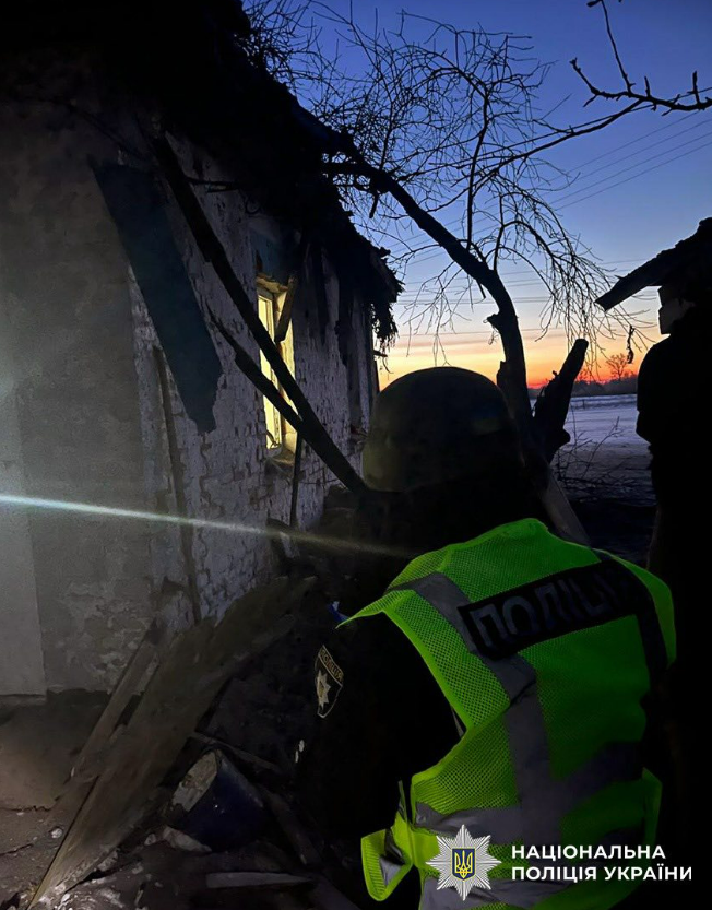 Вибухи у 8-ми громадах Чернігівщини: за добу росіяни атакували прикородоння, енергетику