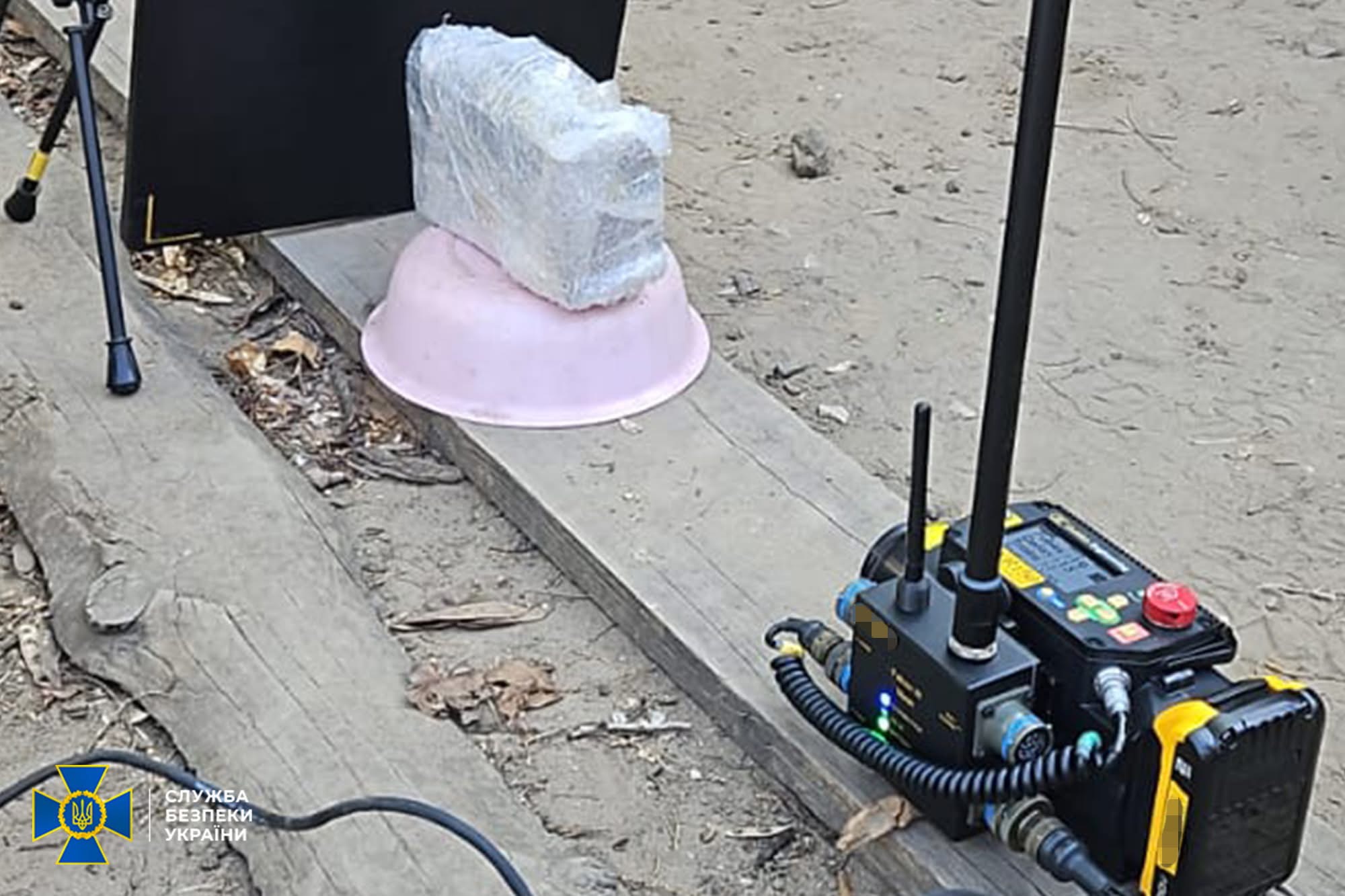 СБУ затримала колишнього правоохоронця, який планував теракти в Чернігові