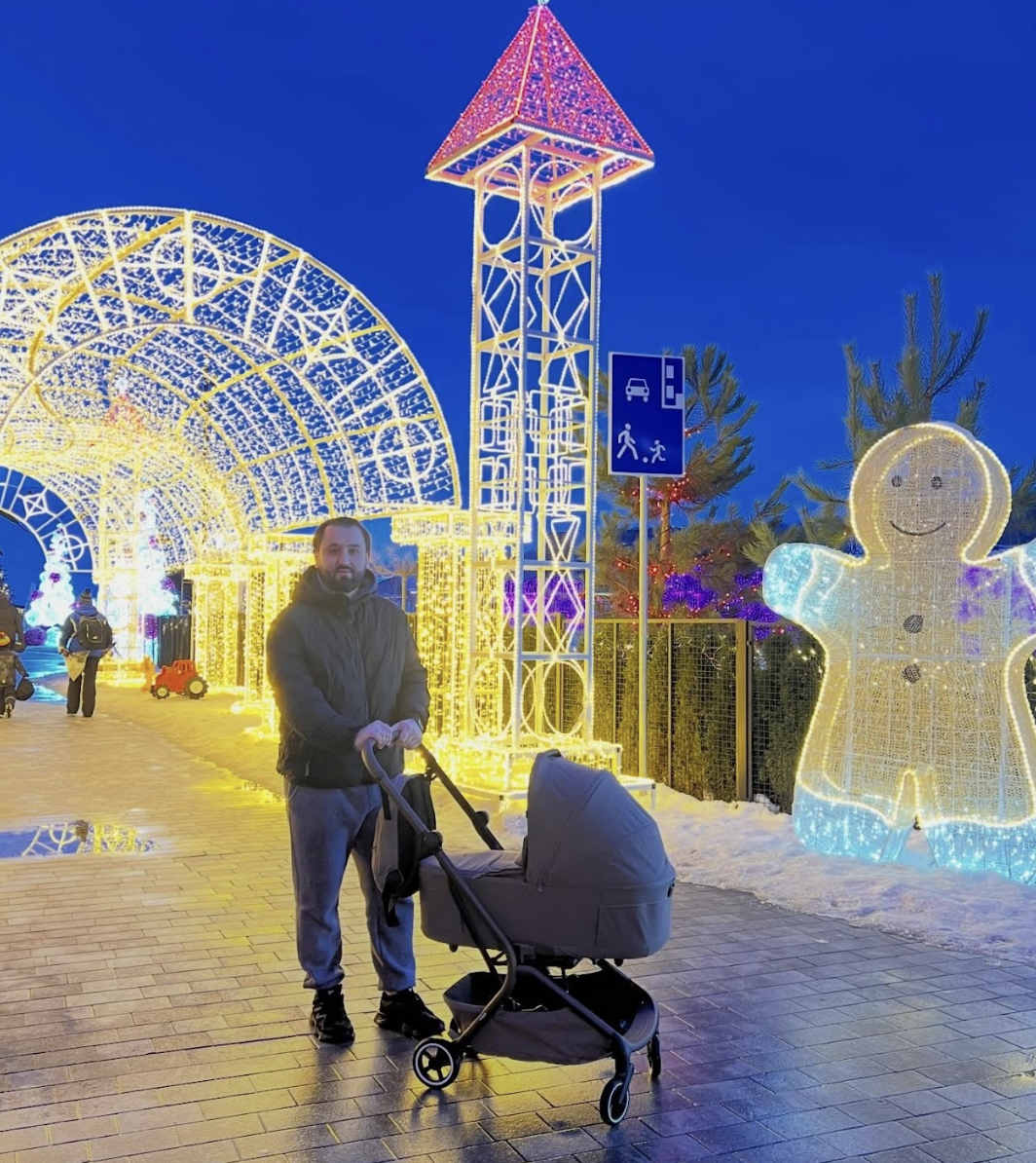 Колишній очільник патрульної поліції Чернігова показав новонародженого сина