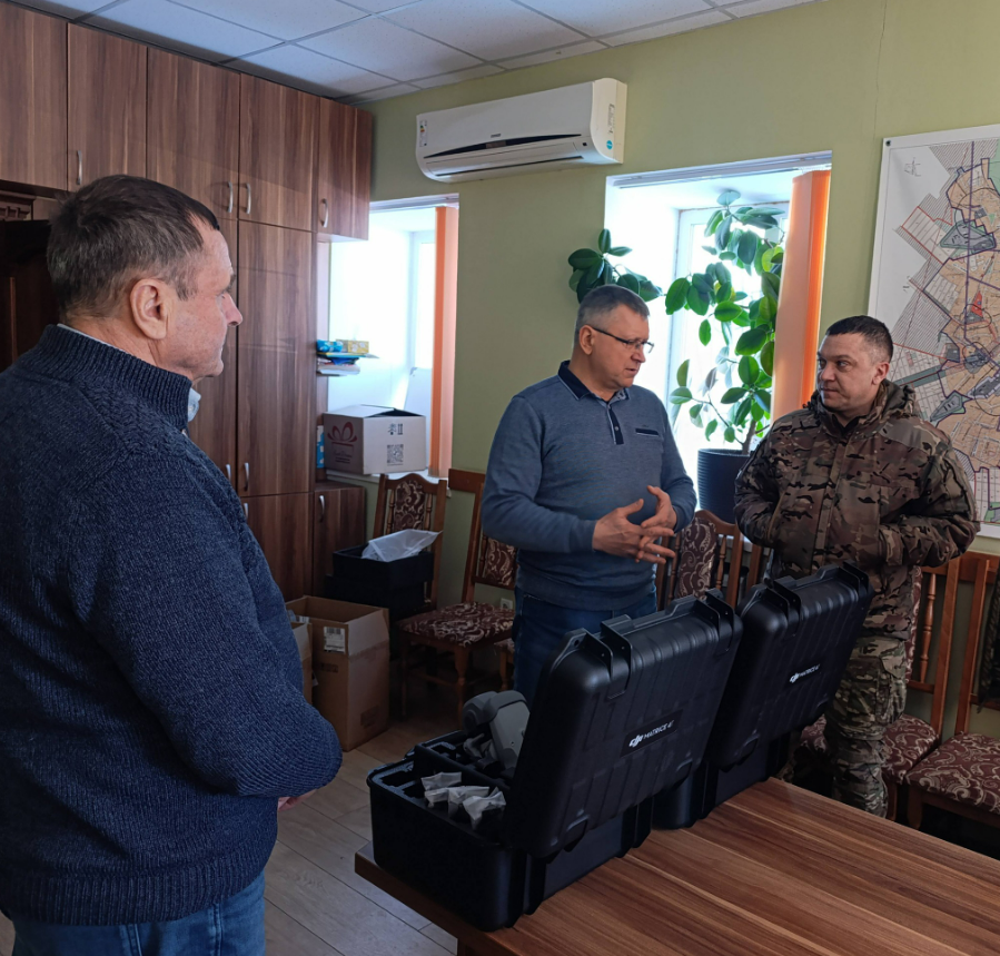 Сільська громада придбає для військових понад два десятки дронів