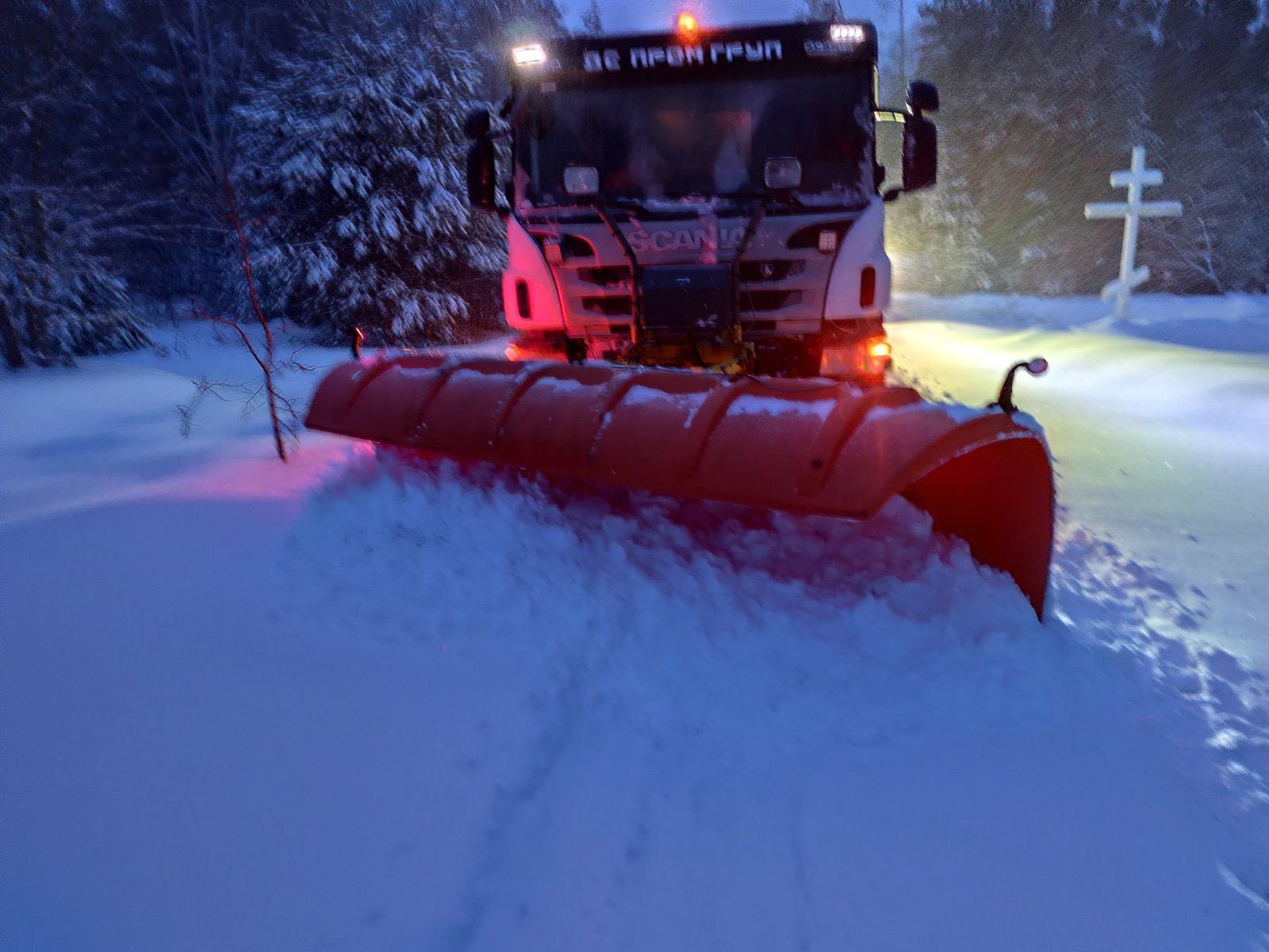 Чернігівщину засніжило: яка ситуація на дорогах
