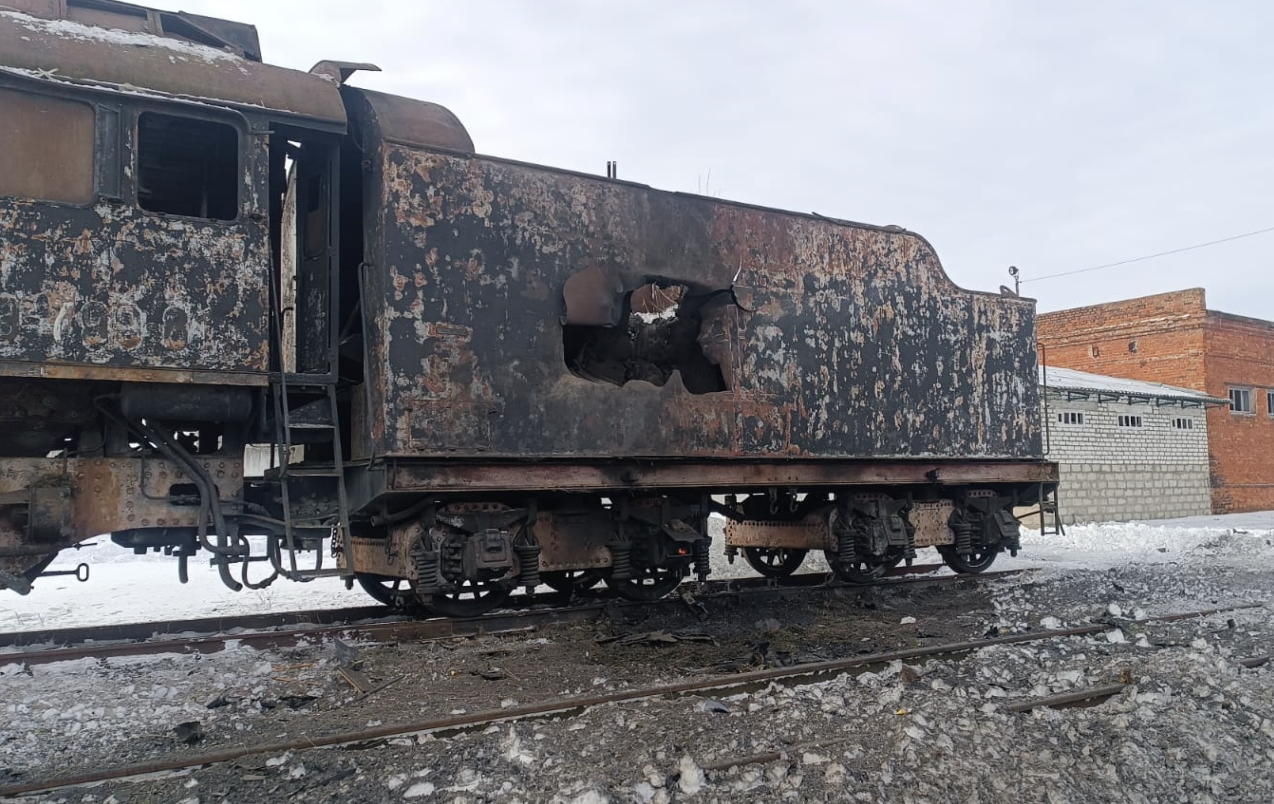 Росіяни розбомбили раритетний паротяг на Чернігівщині