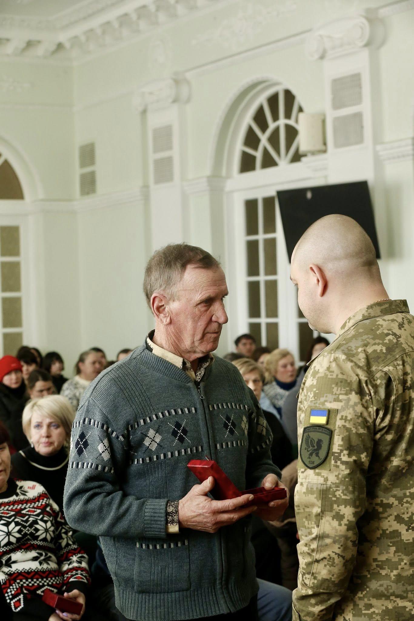 У Чернігівській ОВА передали родинам загиблих на війні бійців державні нагороди. 20 лютого 2026 року