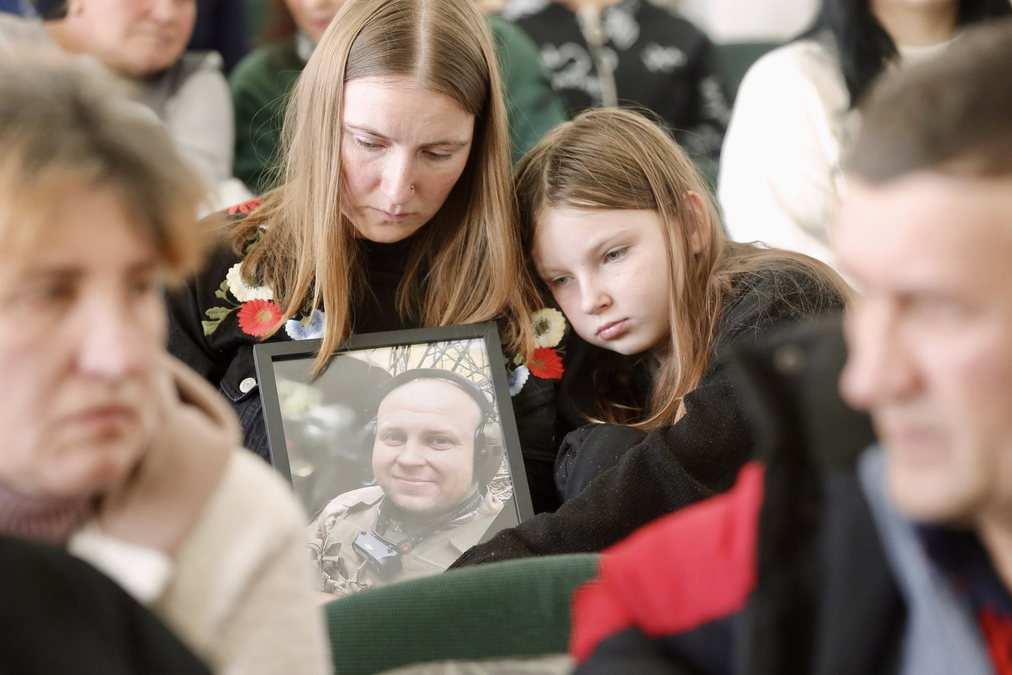 У Чернігівській ОВА передали родинам загиблих на війні бійців державні нагороди. 20 лютого 2026 року