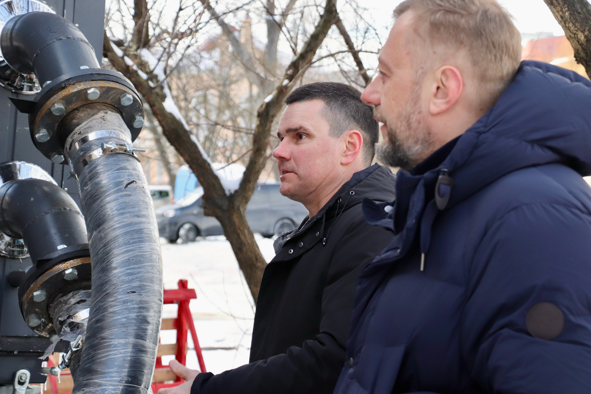 На випадок, якщо знищать центральне опалення: Чернігову передали мобільні котельні