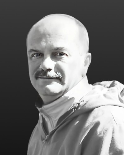 Олег Леонтьєв 