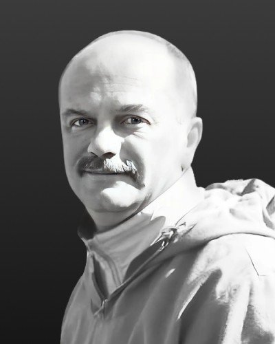 Олег Леонтьєв 