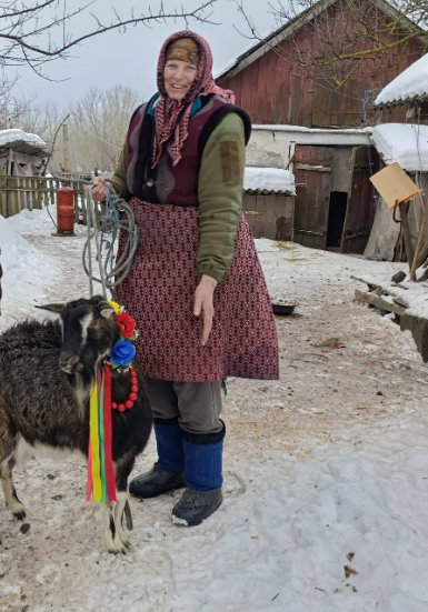 Жінка з Чернігівщини віддала козу Майку за донат для військових: хто переміг у розіграші