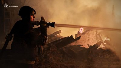 «Герані» вдарили по селу на Чернігівщині: горіли будинки, під завалами знайшли кота